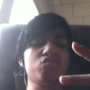 Meet your Posher, Haris